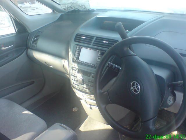 2000 Toyota Opa