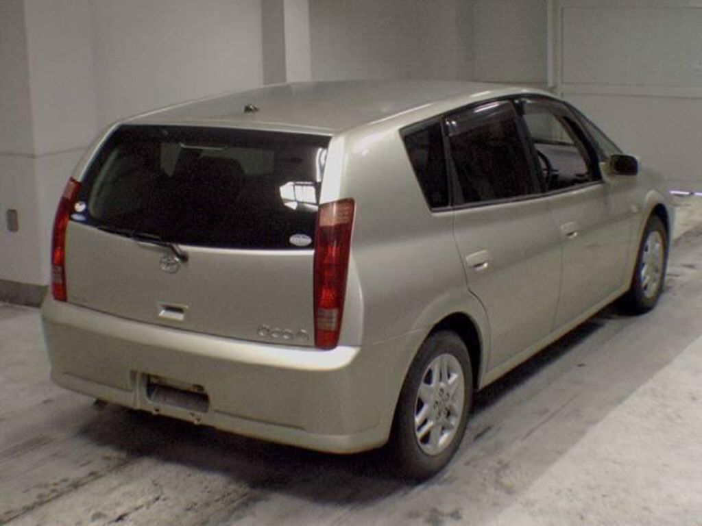 2000 Toyota Opa