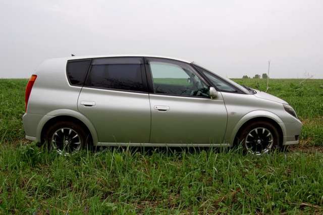 2000 Toyota Opa