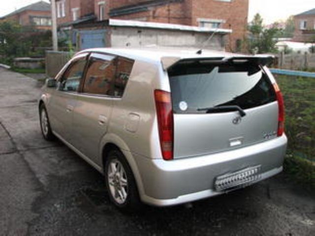 2000 Toyota Opa