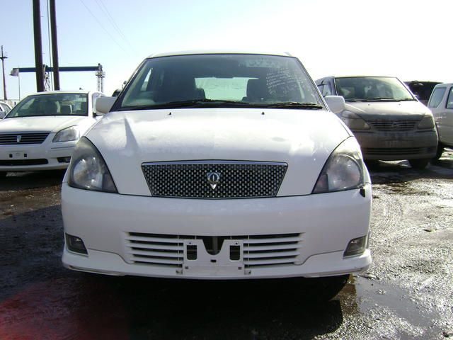 2000 Toyota Opa