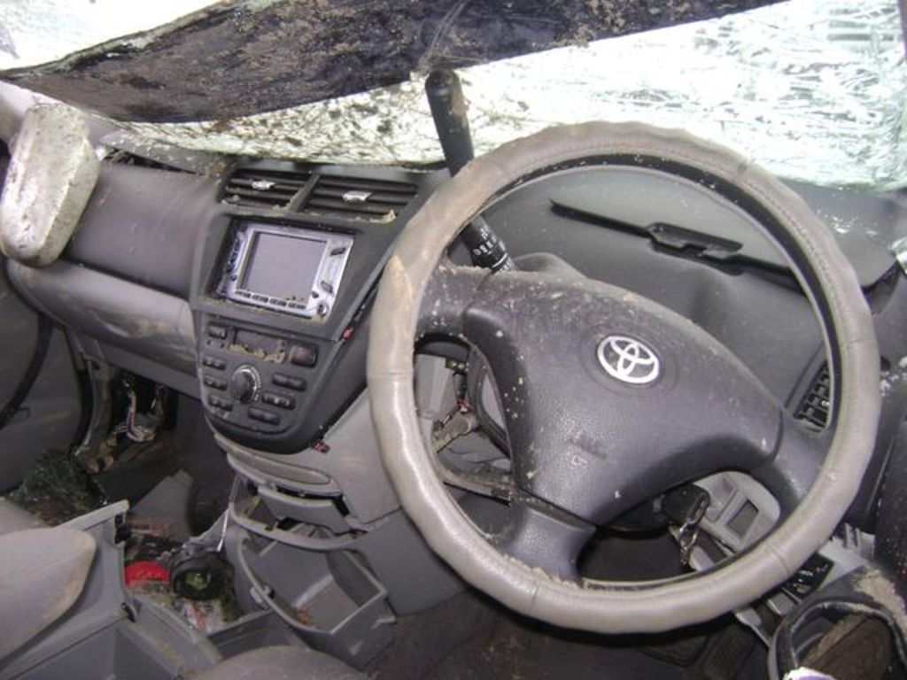 2000 Toyota Opa