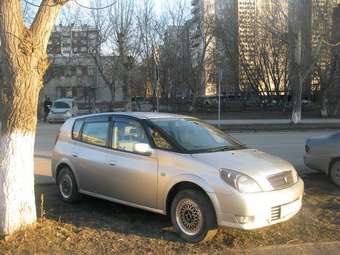 2000 Toyota Opa