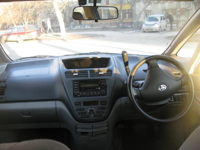 2000 Toyota Opa