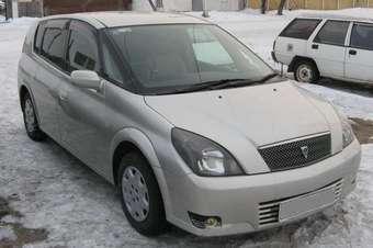 2000 Toyota Opa