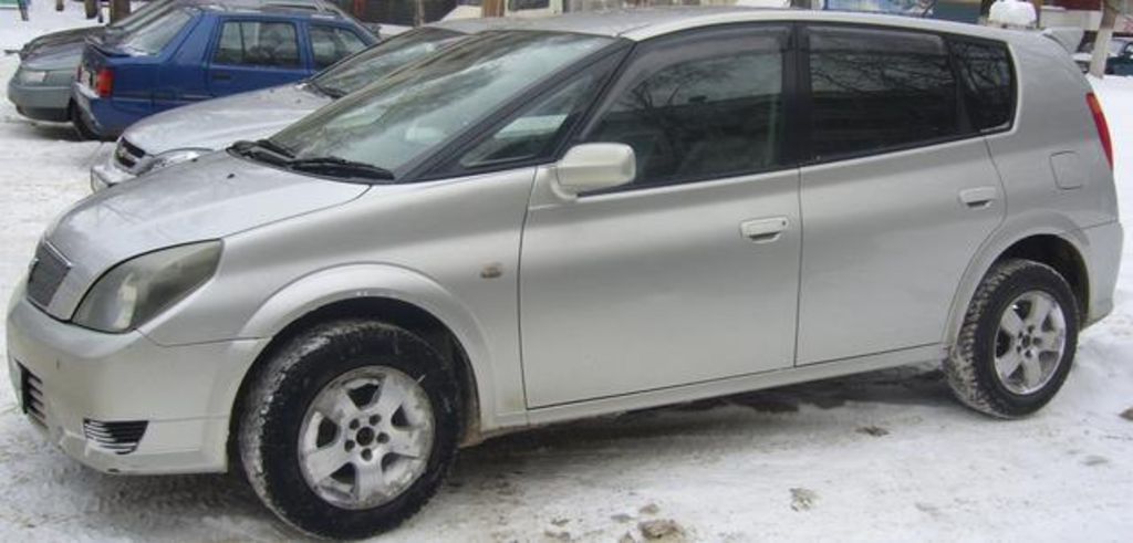 2000 Toyota Opa