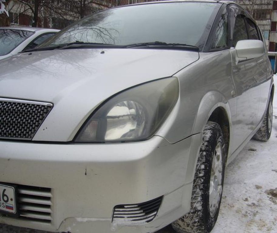 2000 Toyota Opa