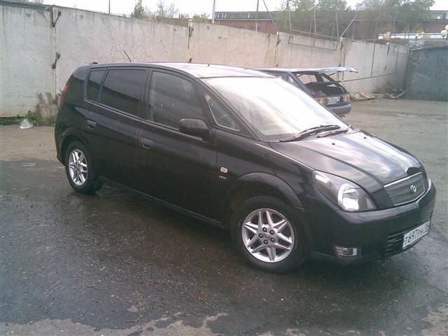 2000 Toyota Opa