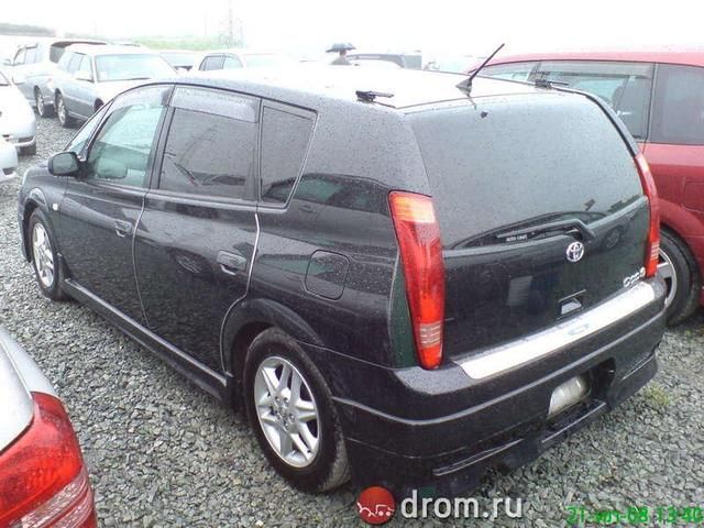 2000 Toyota Opa