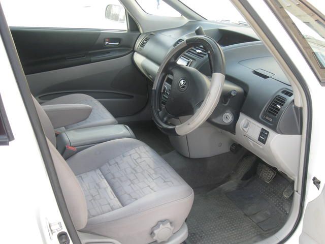 2000 Toyota Opa