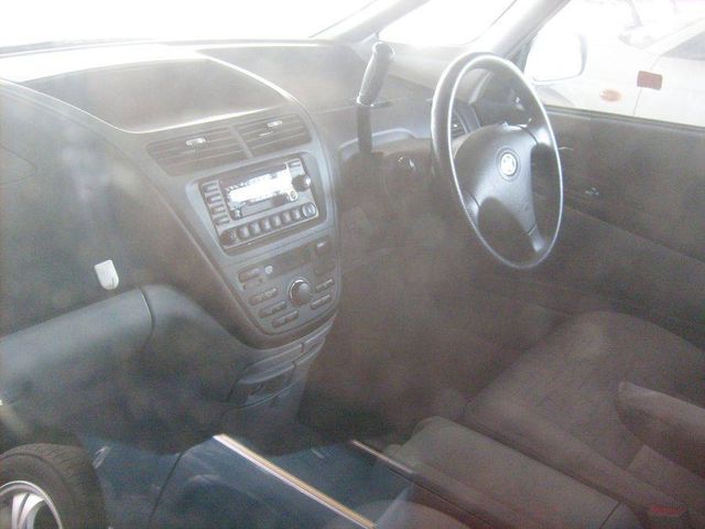 2000 Toyota Opa