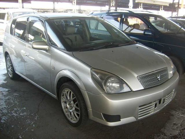 2000 Toyota Opa
