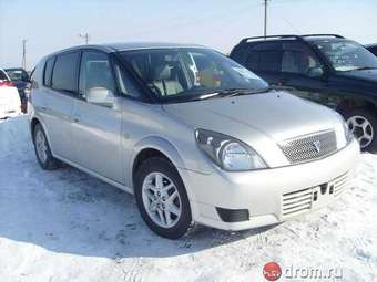 2000 Toyota Opa