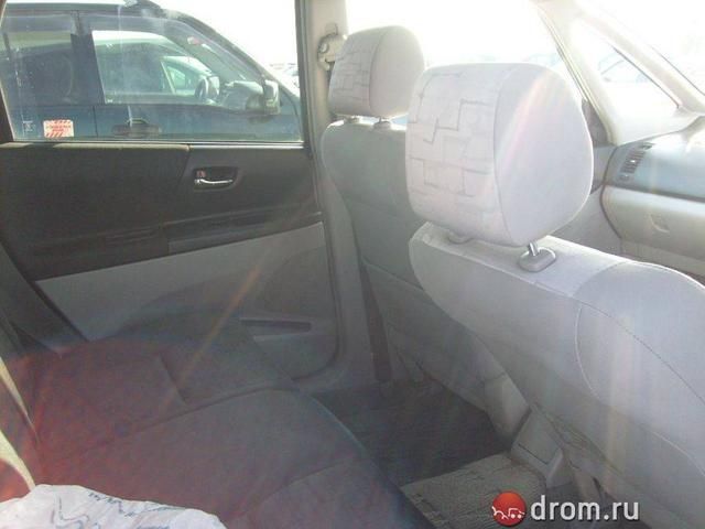 2000 Toyota Opa