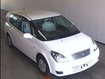 2000 Toyota Opa