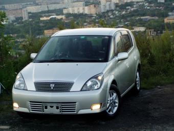 2000 Toyota Opa