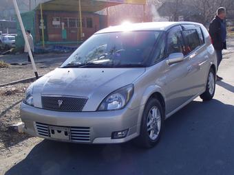 2000 Toyota Opa