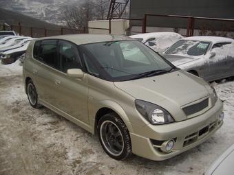 2000 Toyota Opa