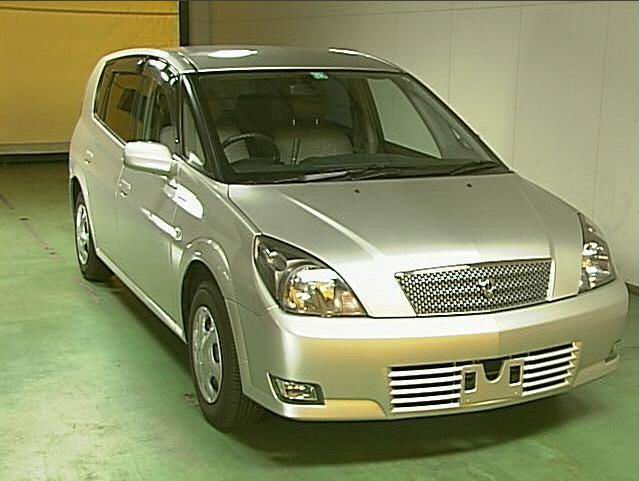 2000 Toyota Opa Pictures