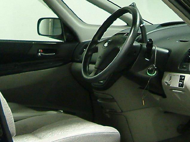 2000 Toyota Opa Photos