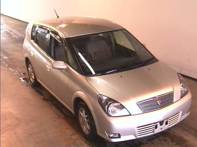2000 Toyota Opa Photos