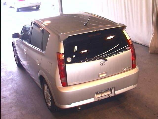 2000 Toyota Opa Images