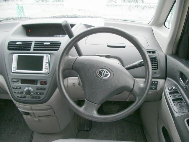 2000 Toyota Opa Photos