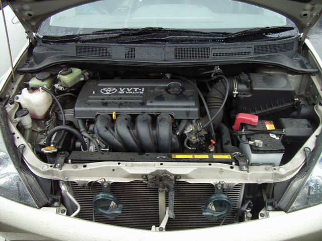 2000 Toyota Opa Photos