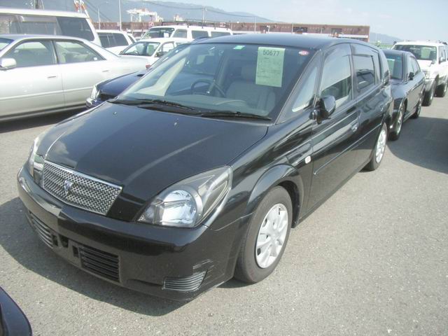 2000 Toyota Opa Pictures