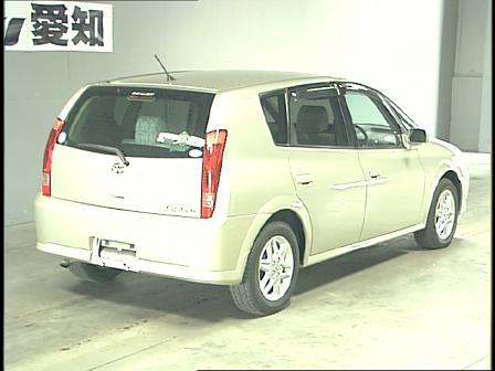 2000 Toyota Opa Pictures