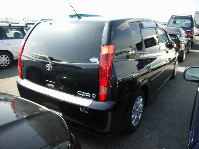 2000 Toyota Opa Photos