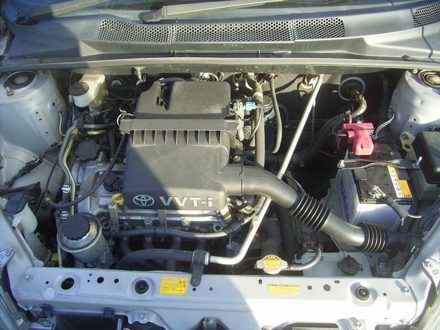 2000 Toyota Opa Photos