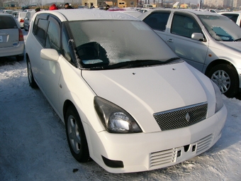 2000 Toyota Opa