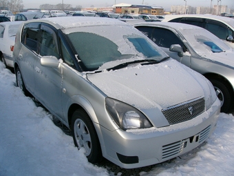 2000 Toyota Opa