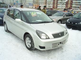 2000 Toyota Opa