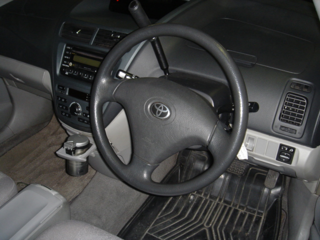 2000 Toyota Opa Photos