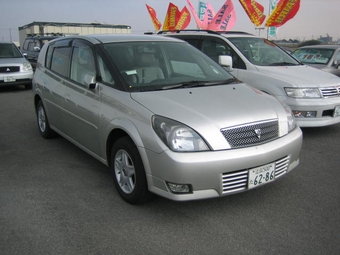 2000 Toyota Opa