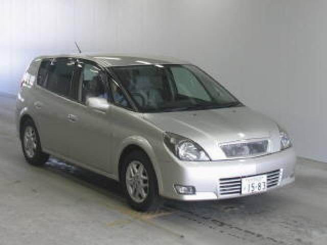 2000 Toyota Opa Pictures