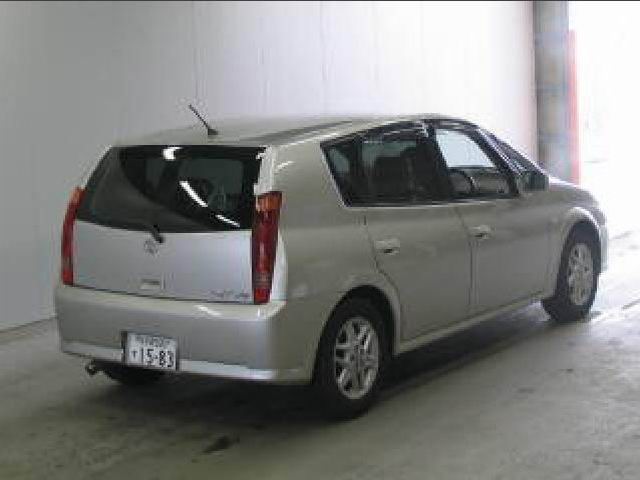 2000 Toyota Opa Pictures
