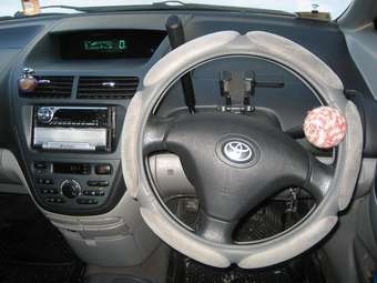 2000 Toyota Opa Pictures