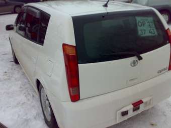 2000 Toyota Opa Pictures