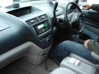 2000 Toyota Opa Pictures