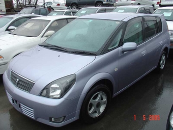 2001 Toyota Opa