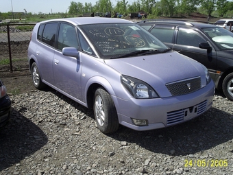 2001 Toyota Opa