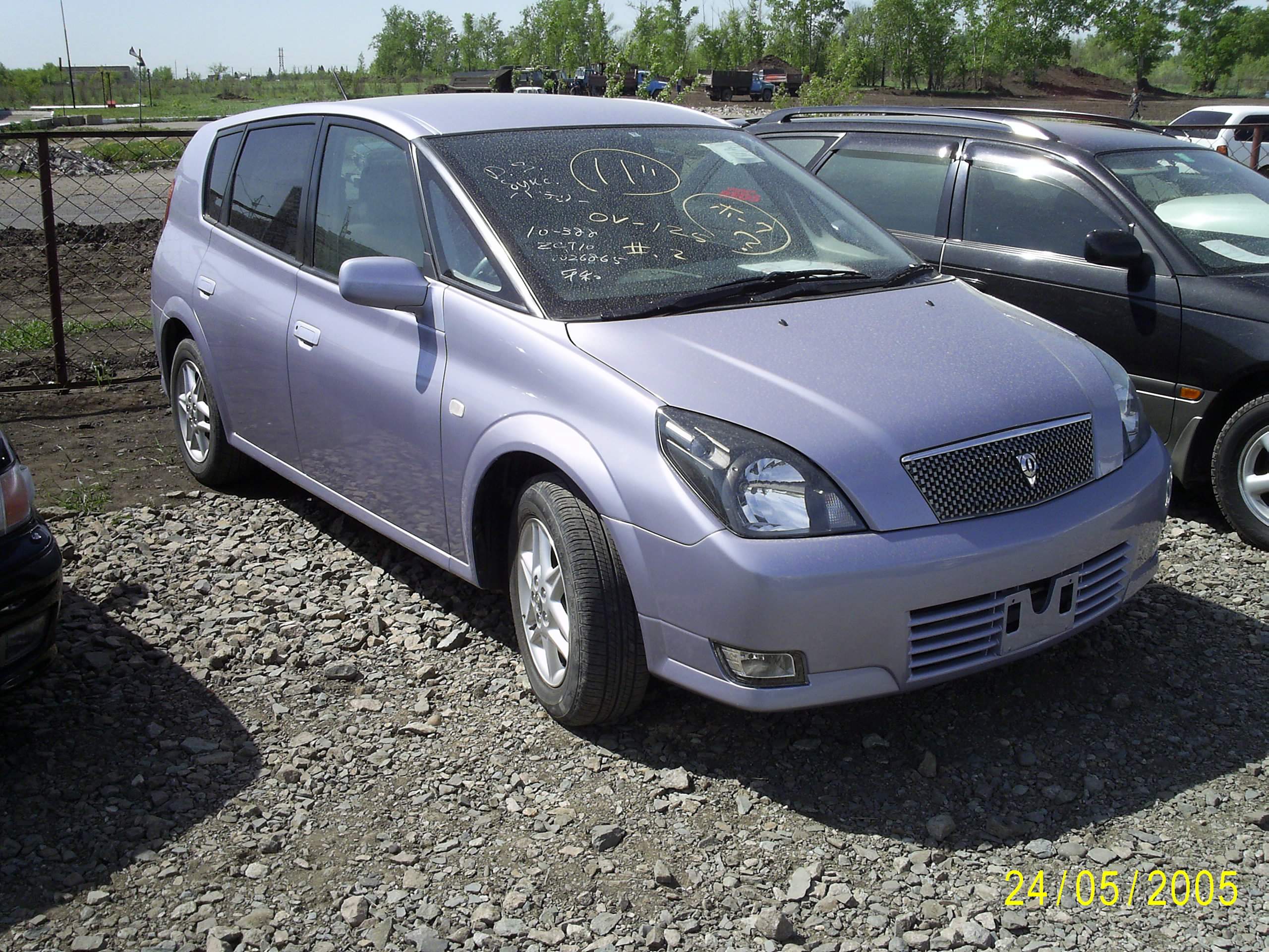 2001 Toyota Opa