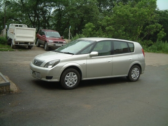 2001 Toyota Opa
