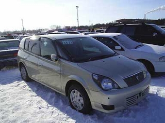 2001 Toyota Opa