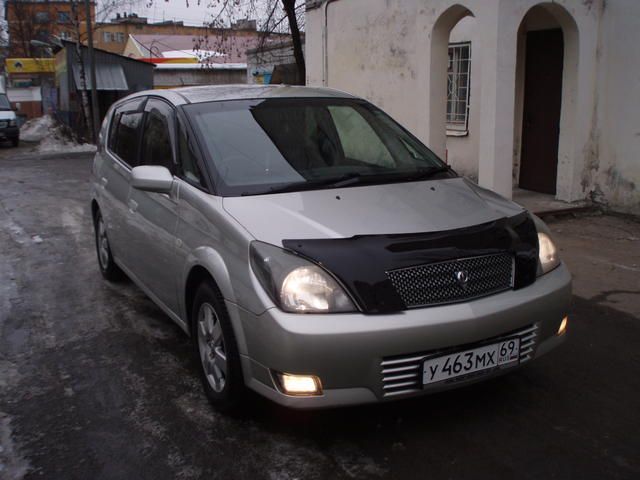 2001 Toyota Opa