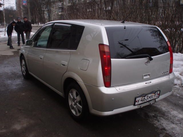 2001 Toyota Opa