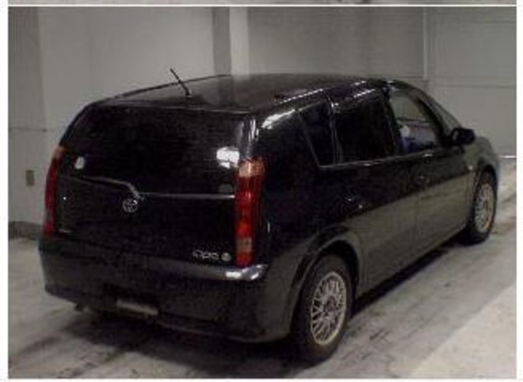 2001 Toyota Opa